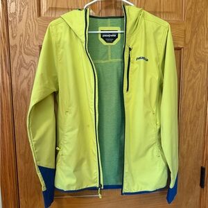 Patagonia Lime Yellow/Green Water  Resistant Hardshell Zip Up Jacket